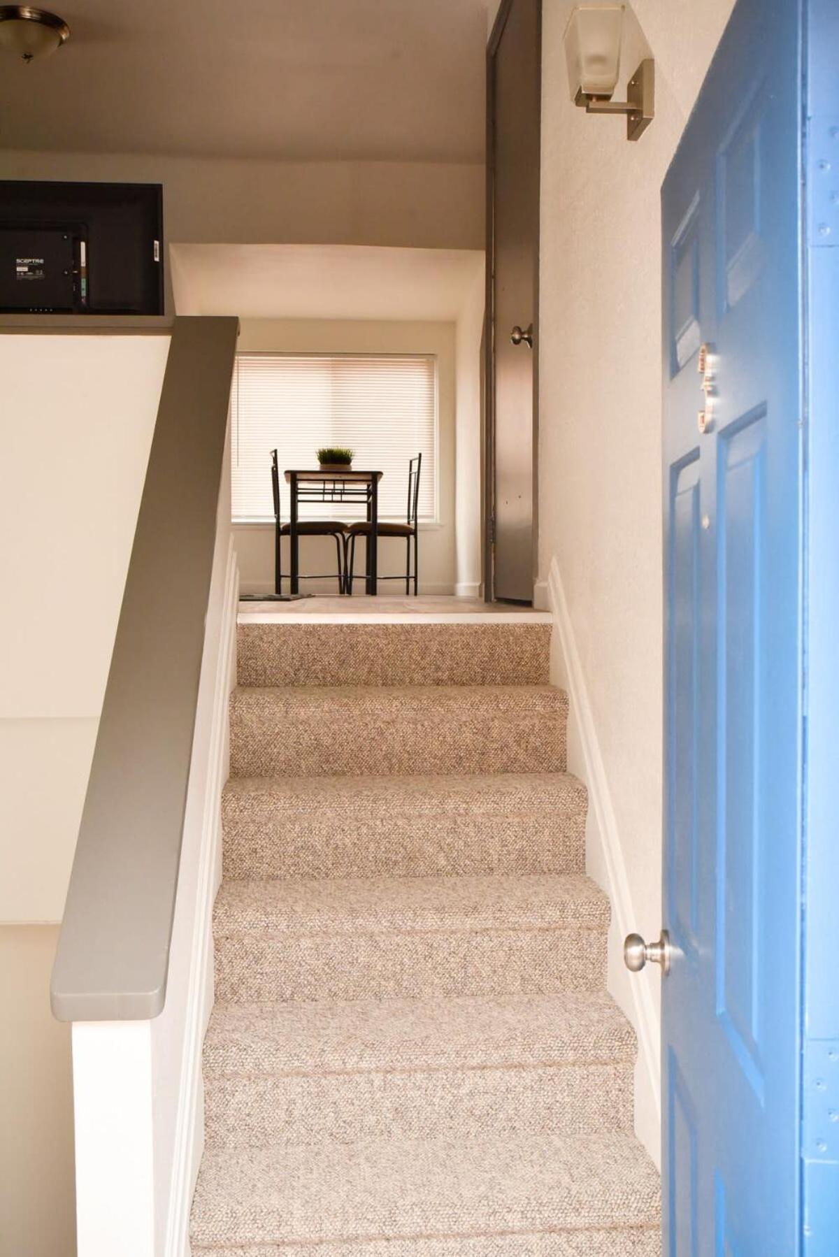 Unwind In A Bright Comfortable Apartment For 3 Pittsburgh Exterior photo